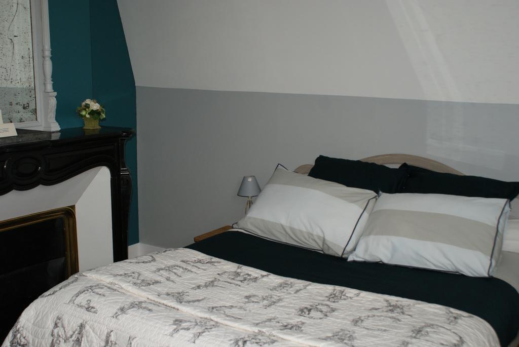 Les Hortensias Clermont  Room photo